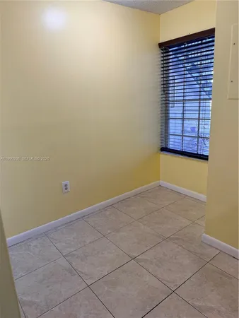 $1,850 | Country Club of Miami, Hialeah, FL 33015