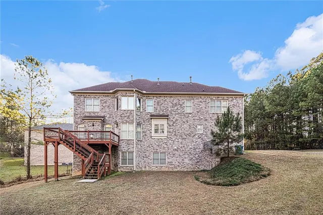 $950,000 | 942 Artistry Way, Fairburn, GA 30213