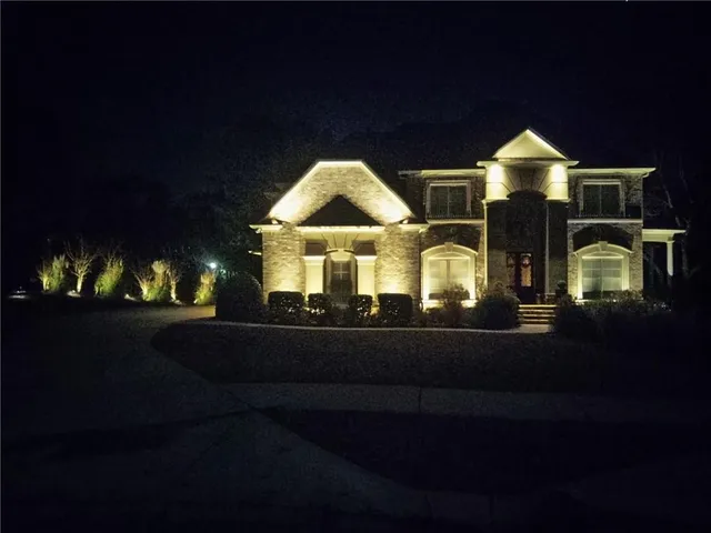 $950,000 | 942 Artistry Way, Fairburn, GA 30213