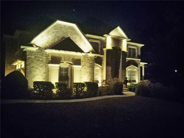 $950,000 | 942 Artistry Way, Fairburn, GA 30213