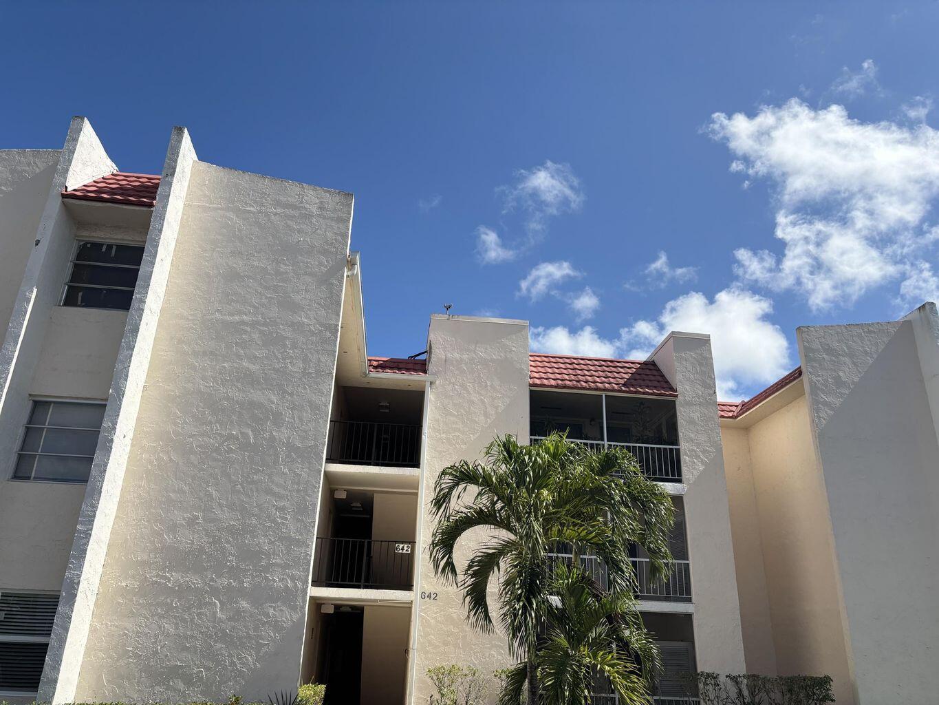 642 Northwest 13th Street, Unit 210 Boca Raton, FL 33486 - Photo 2 of 17 a picture of a building