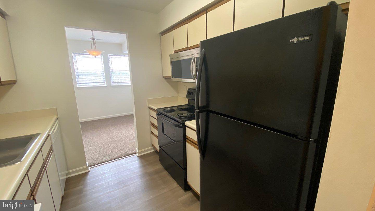 8601 Falls Run Road, Unit I Ellicott City, MD 21043 - Photo 3 of 22 Gallery Image 3