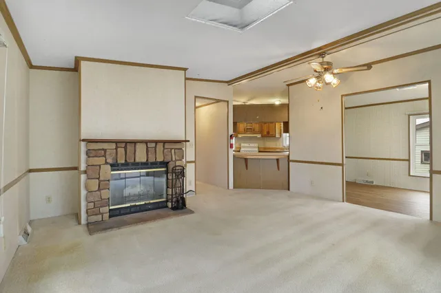 $132,000 | 424 Oak Lodge Road, Waterford, WI 53185