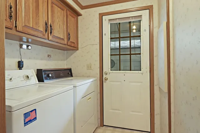 $132,000 | 424 Oak Lodge Road, Waterford, WI 53185