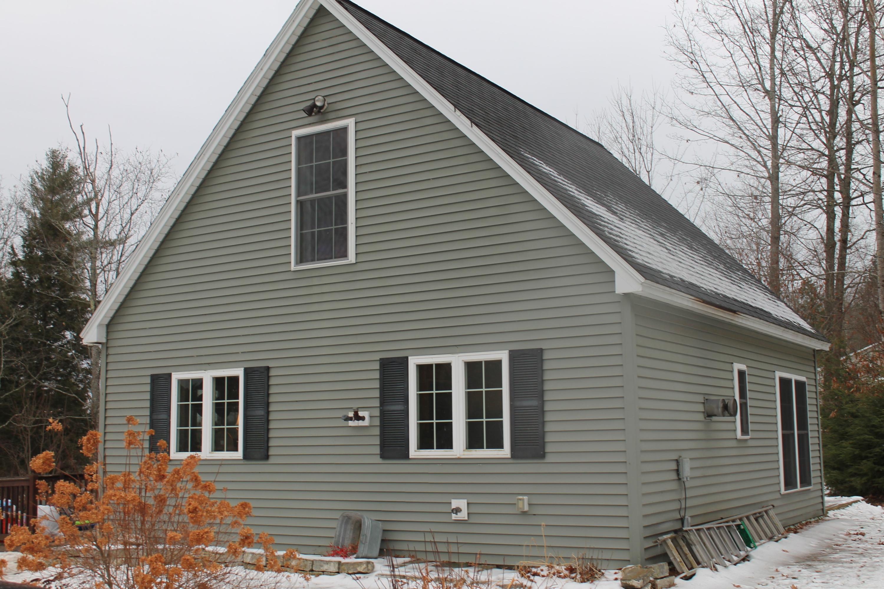 48 Benson Road Manchester, ME 04351 - Photo 11 of 16 48 Benson Rd 24