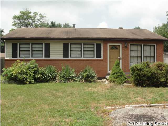 9212 New Maple Road Louisville, KY 40229 - Photo 1 of 8 Primary Photo