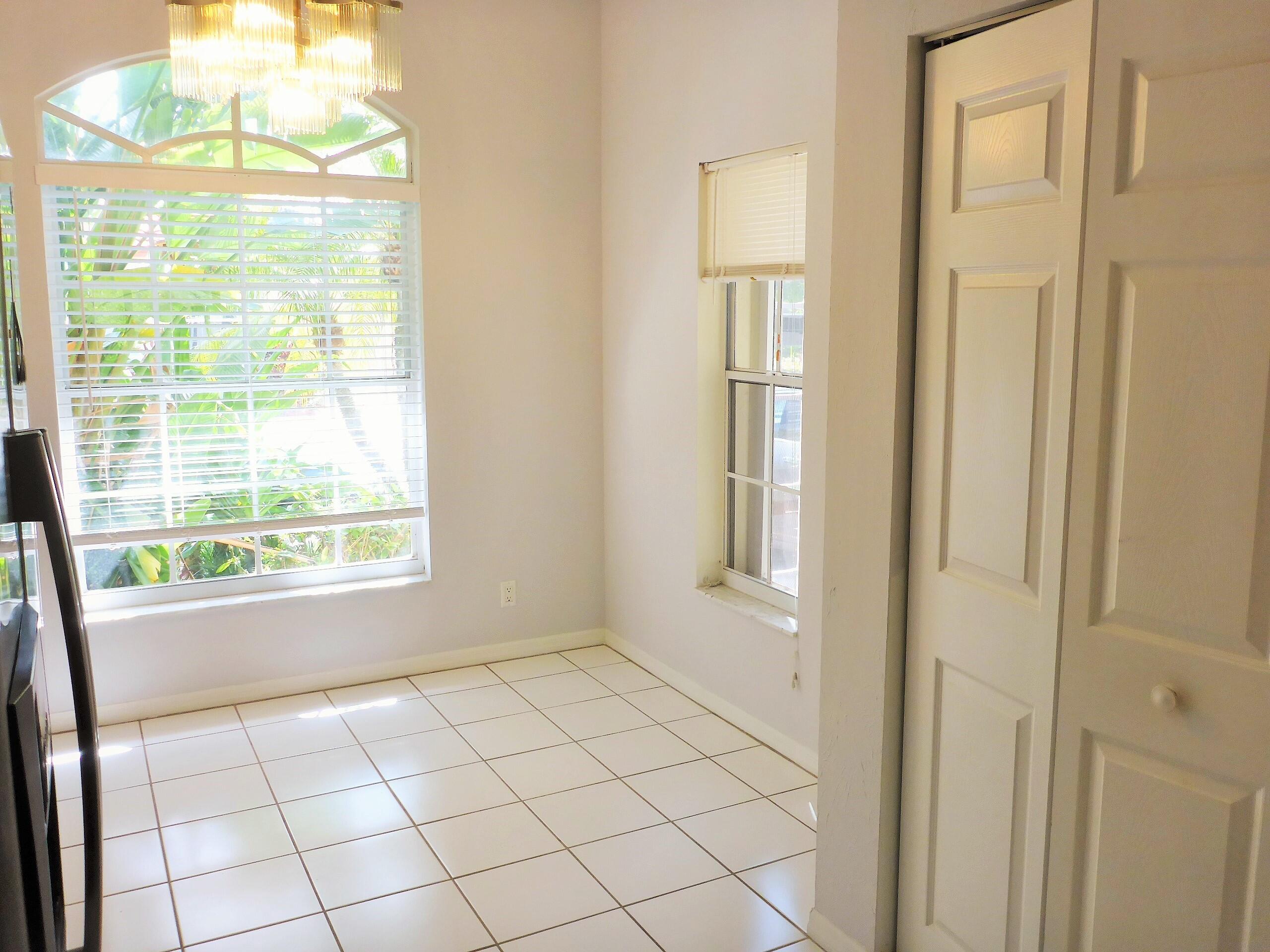 3031 Casa Rio Court Riviera Beach, FL 33418 - Photo 17 of 44 P1040021