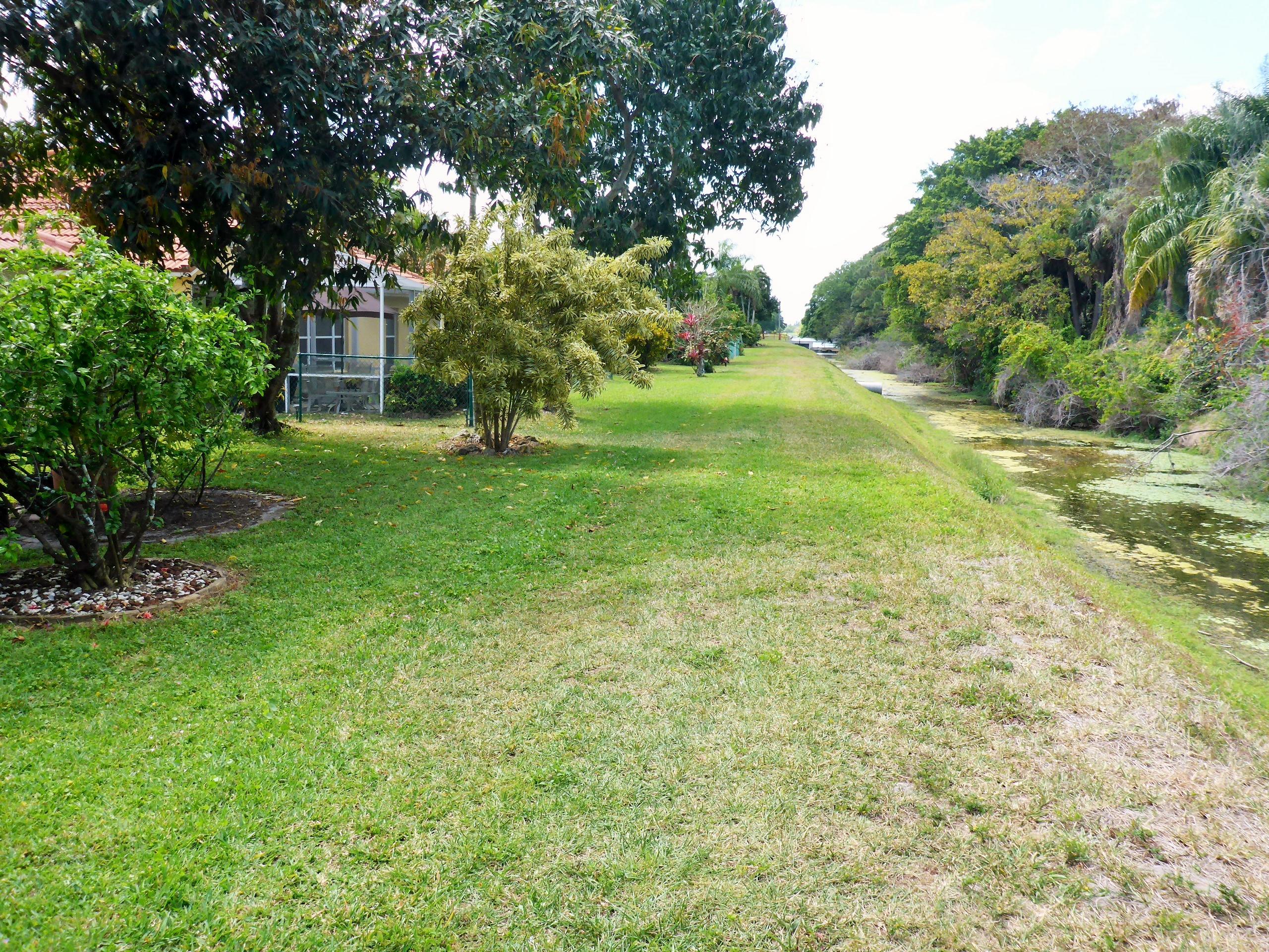 3031 Casa Rio Court Riviera Beach, FL 33418 - Photo 38 of 44 P1040047