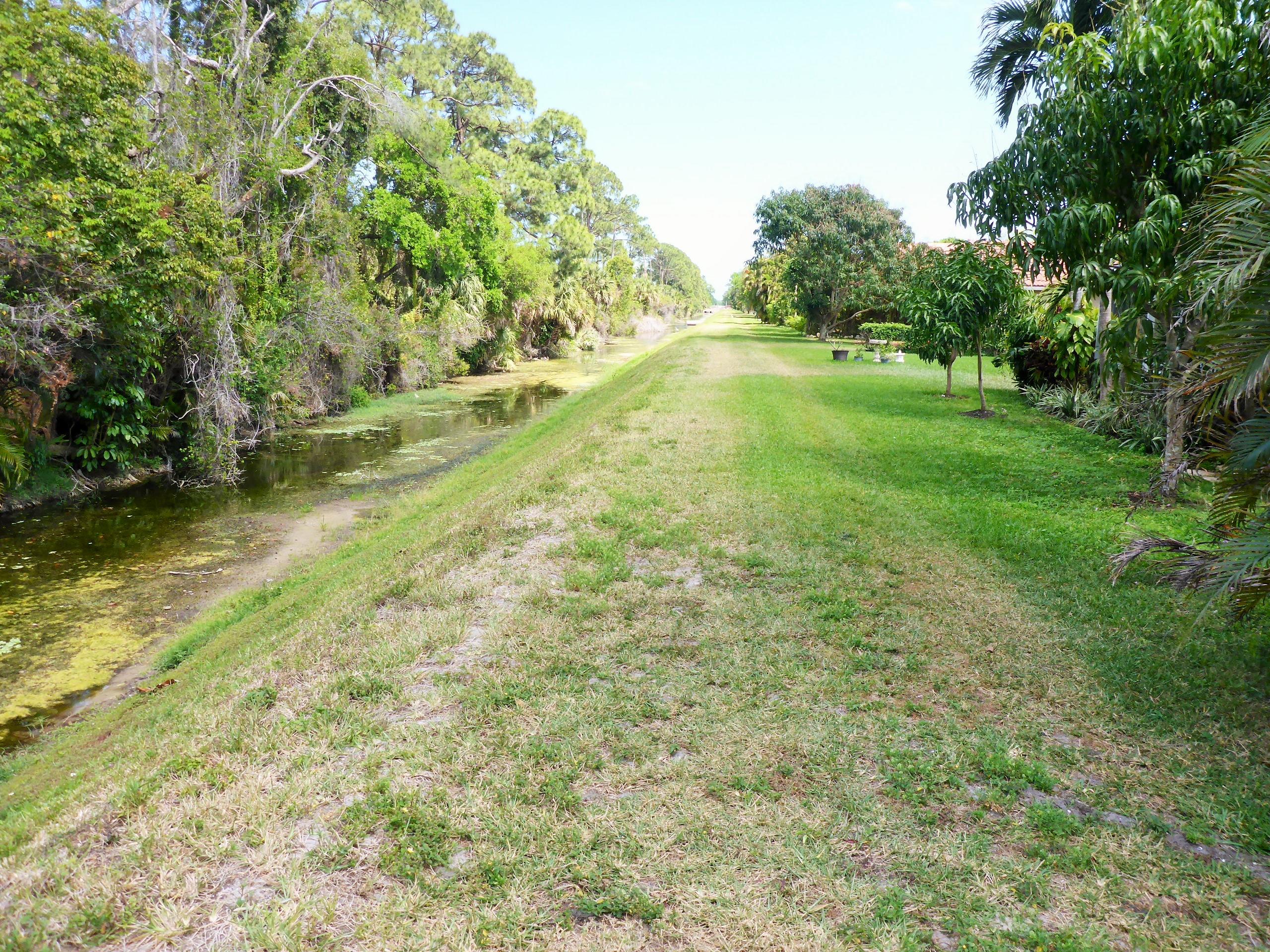 3031 Casa Rio Court Riviera Beach, FL 33418 - Photo 39 of 44 P1040048