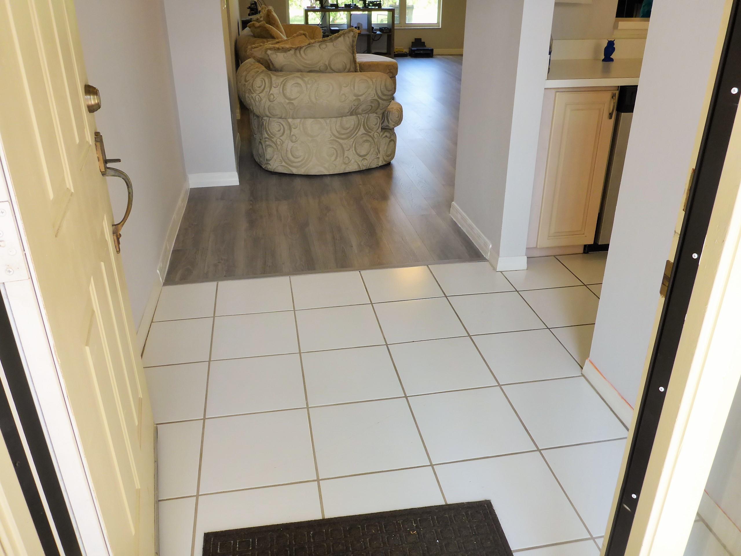 3031 Casa Rio Court Riviera Beach, FL 33418 - Photo 4 of 44 P1040003