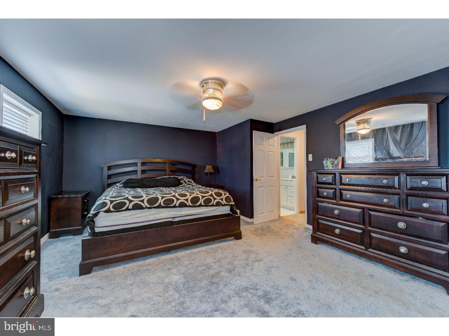 12829 Cabell Road Philadelphia, PA 19154 - Photo 14 of 25