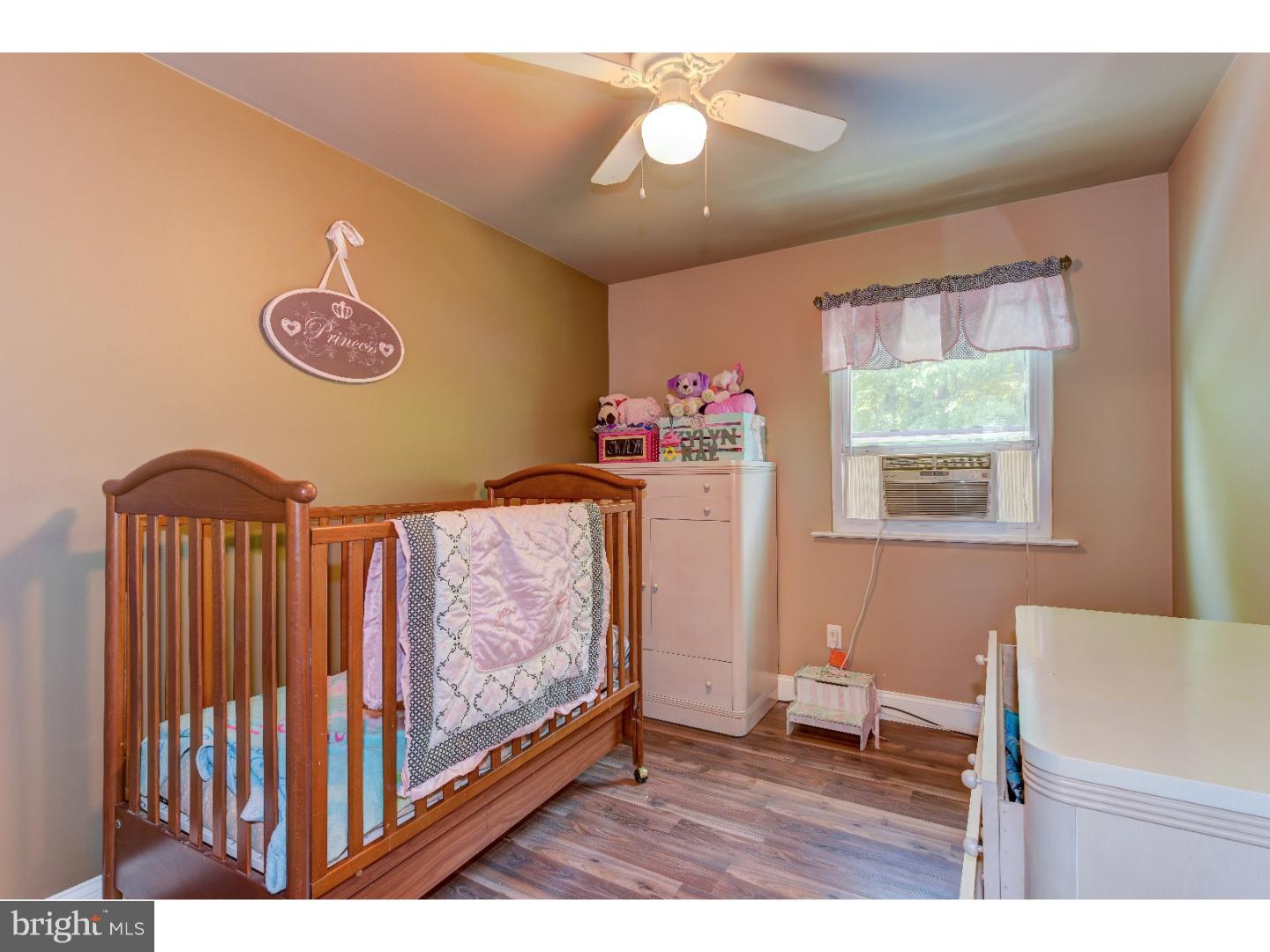 12829 Cabell Road Philadelphia, PA 19154 - Photo 18 of 25