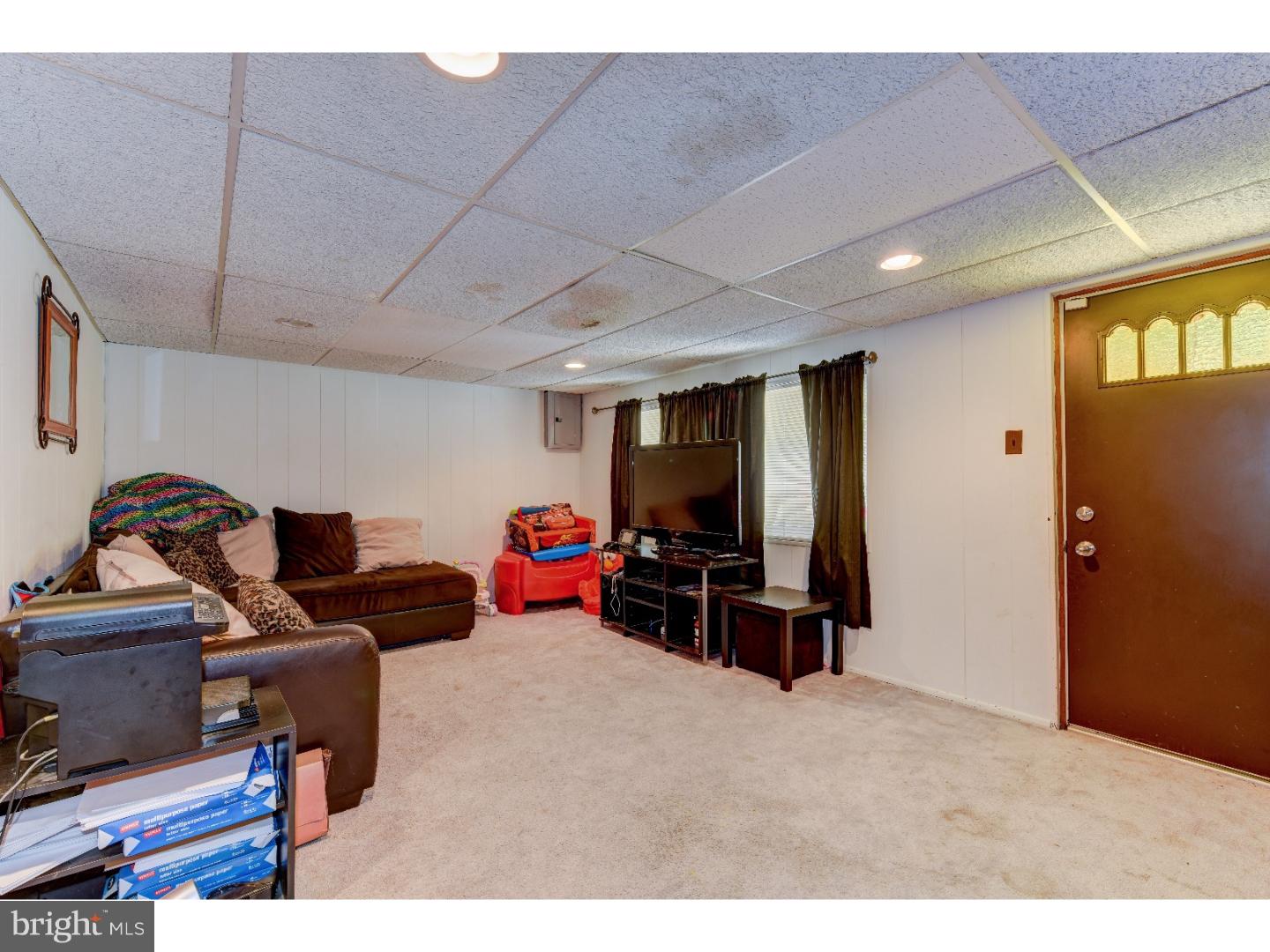 12829 Cabell Road Philadelphia, PA 19154 - Photo 20 of 25