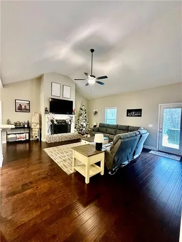 $399,900 | 185 Old Highway, Oxford, GA 30054