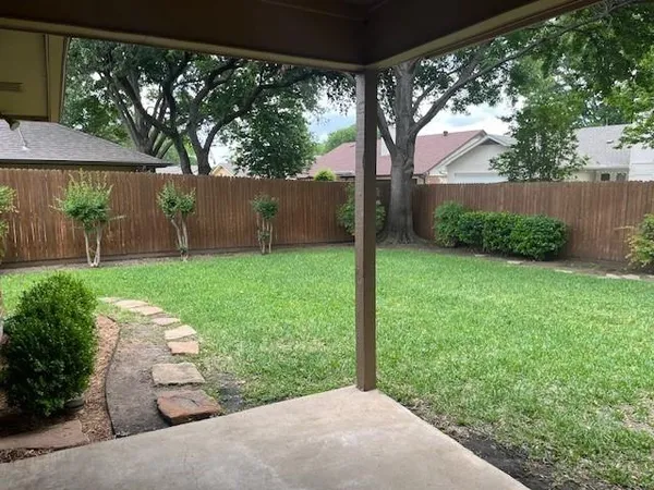 $2,700 | 220 Cherrybark Drive, Coppell, TX 75019