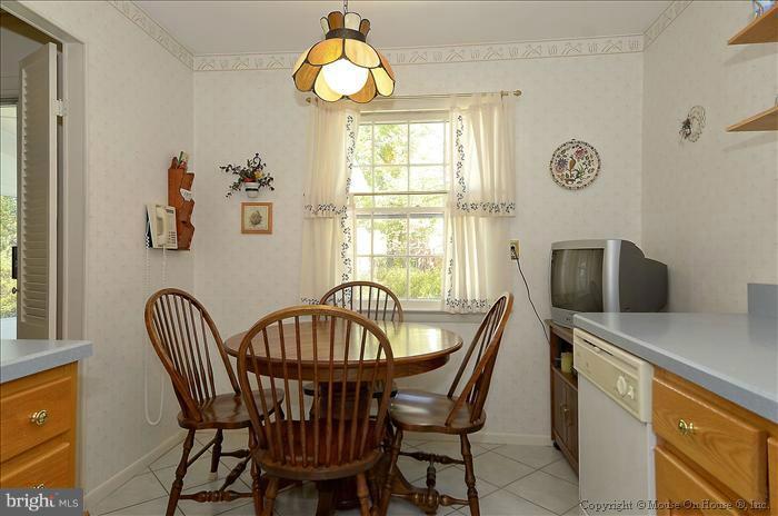 1113 Chiswell Lane Silver Spring, MD 20901 - Photo 18 of 24 Dining Room