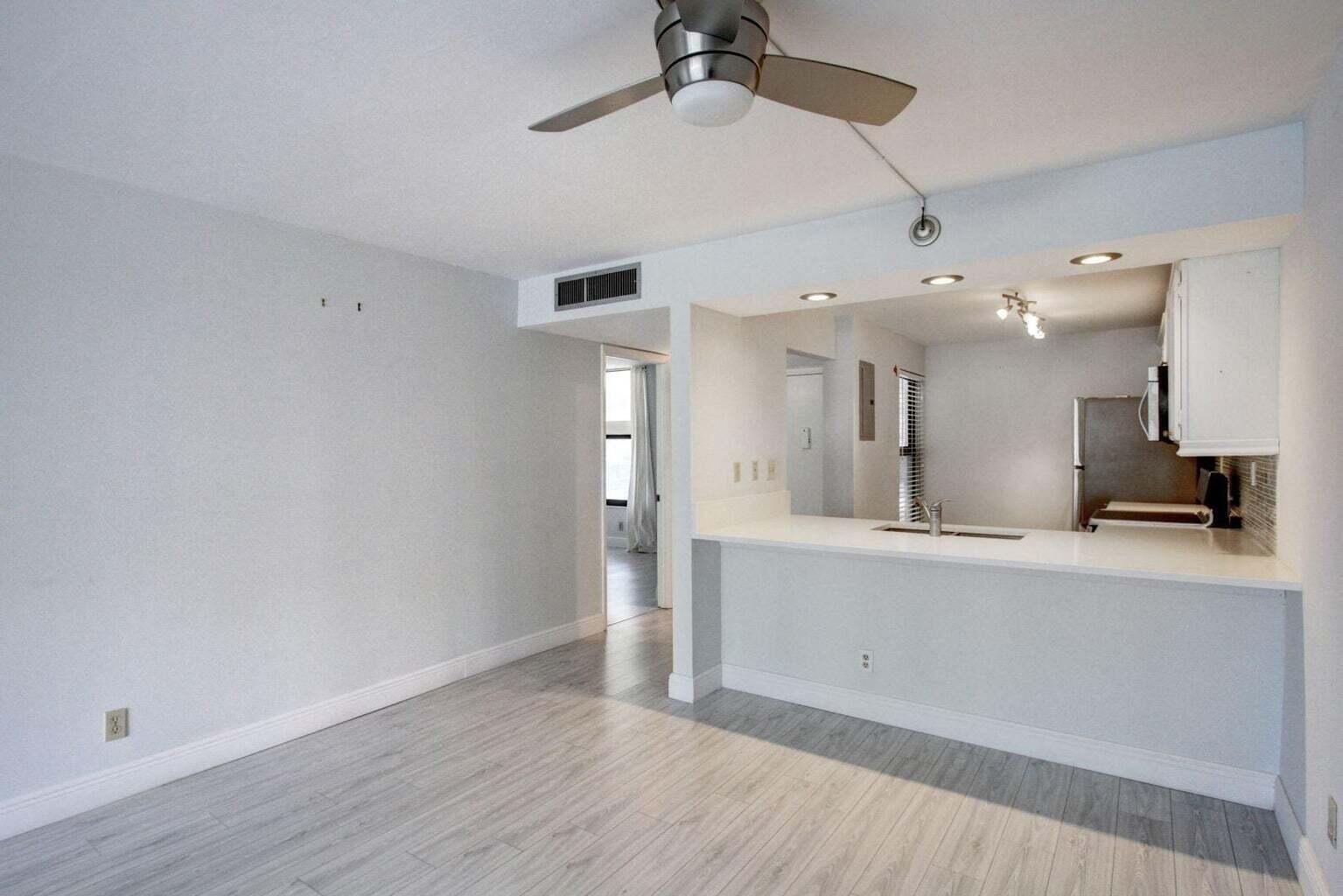 11 Royal Palm Way, Unit 1040 Boca Raton, FL 33432 - Photo 17 of 33 20220331201012601843000000-o