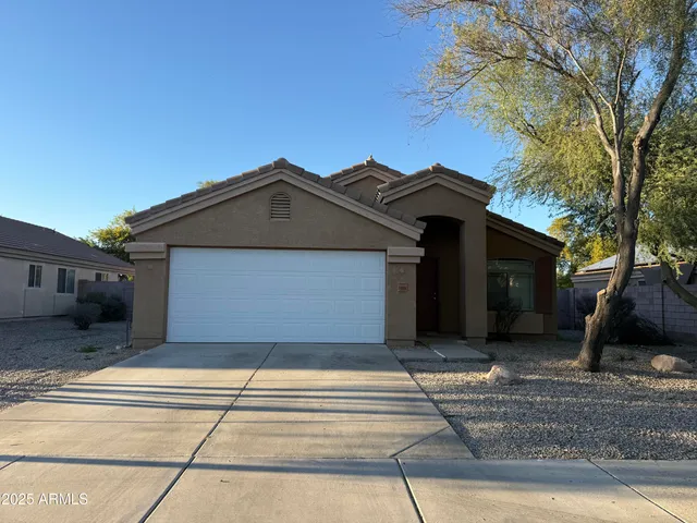 $1,800 | 15956 West Watkins Street, Goodyear, AZ 85338