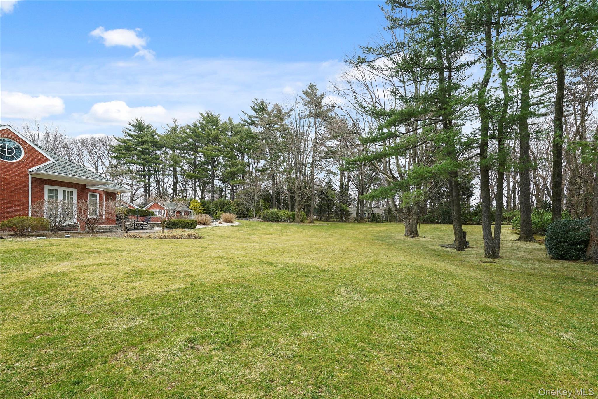 10 Hill Road Sands Point, NY 11050 - Photo 41 of 46