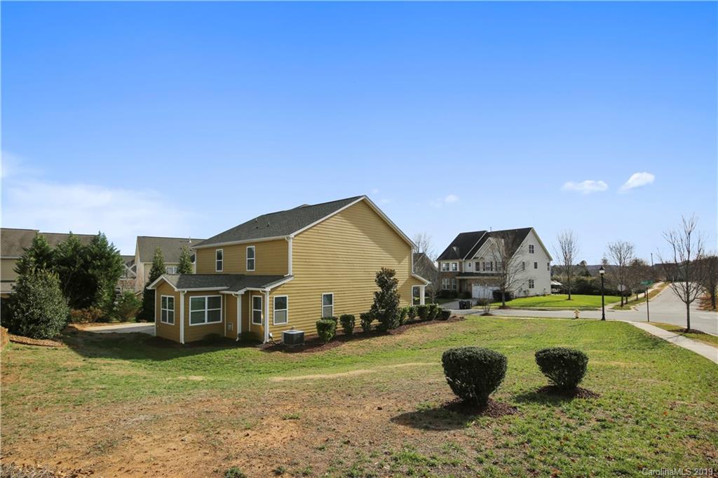 4244 Bright Road Charlotte, NC 28214 - Photo 6 of 35 Gallery Image 6