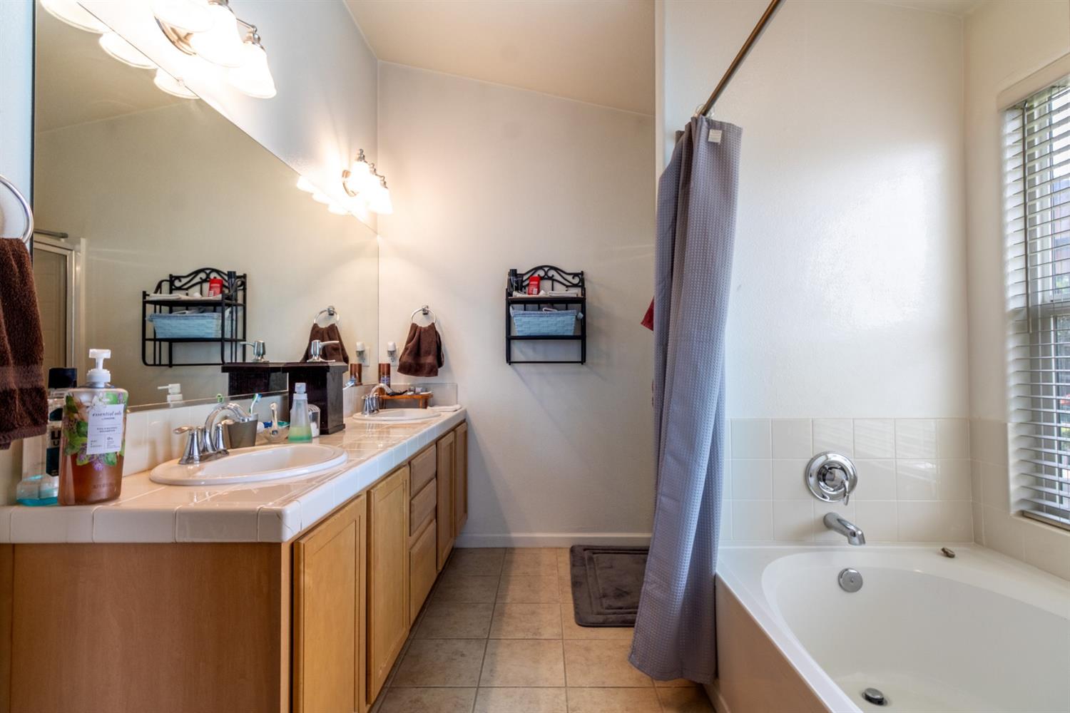 395 East Huntsman Avenue Reedley, CA 93654 - Photo 34 of 46 Gallery Image 34