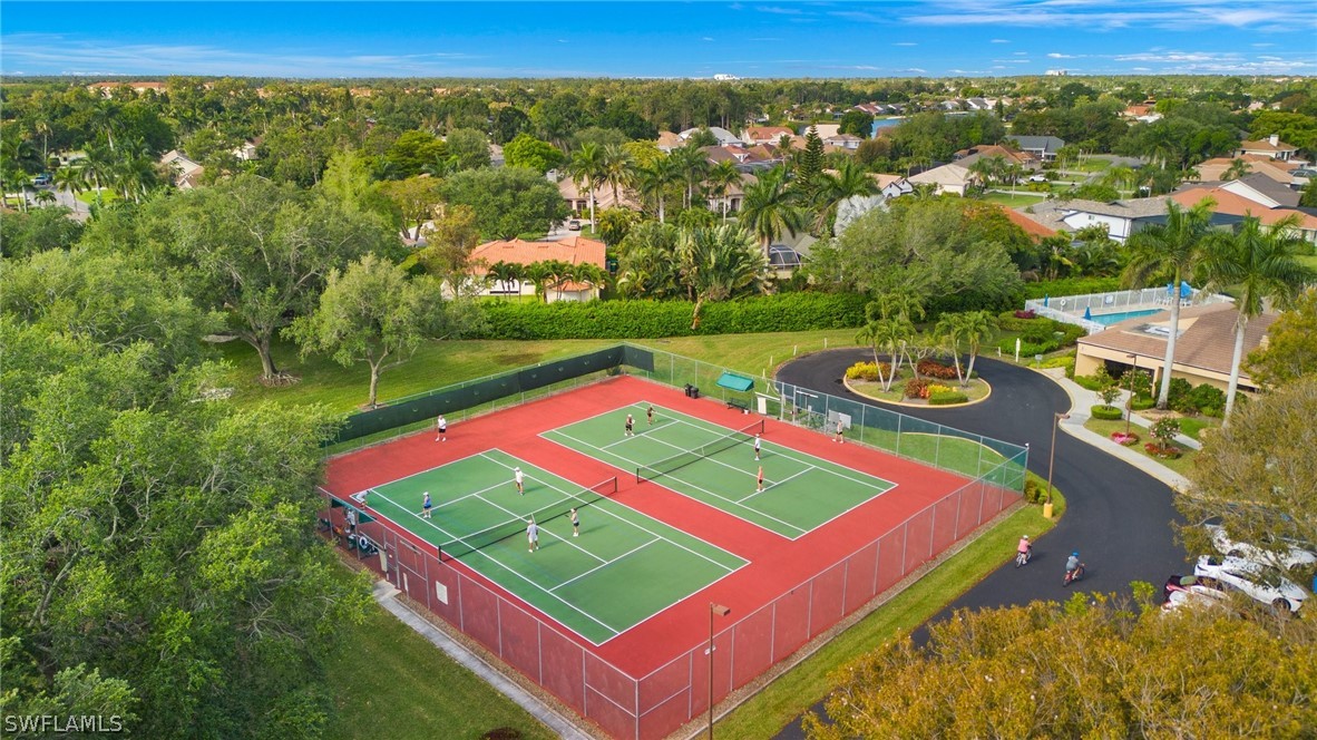 637 Windsor Square, Unit 102 Naples, FL 34104 - Photo 36 of 36 a view of a city