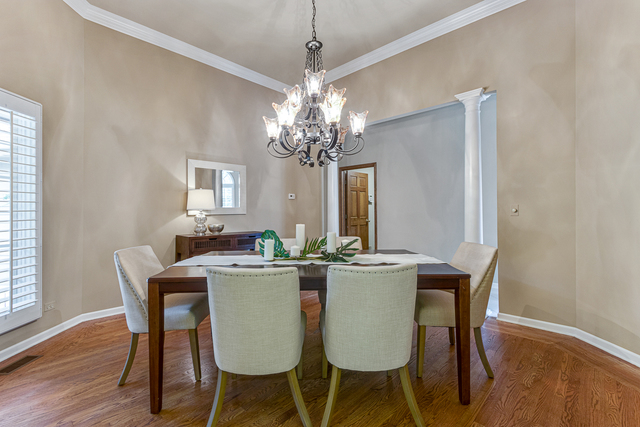 1102 Stonehedge Road St. Charles, IL 60174 - Photo 7 of 35 Gallery Image 7