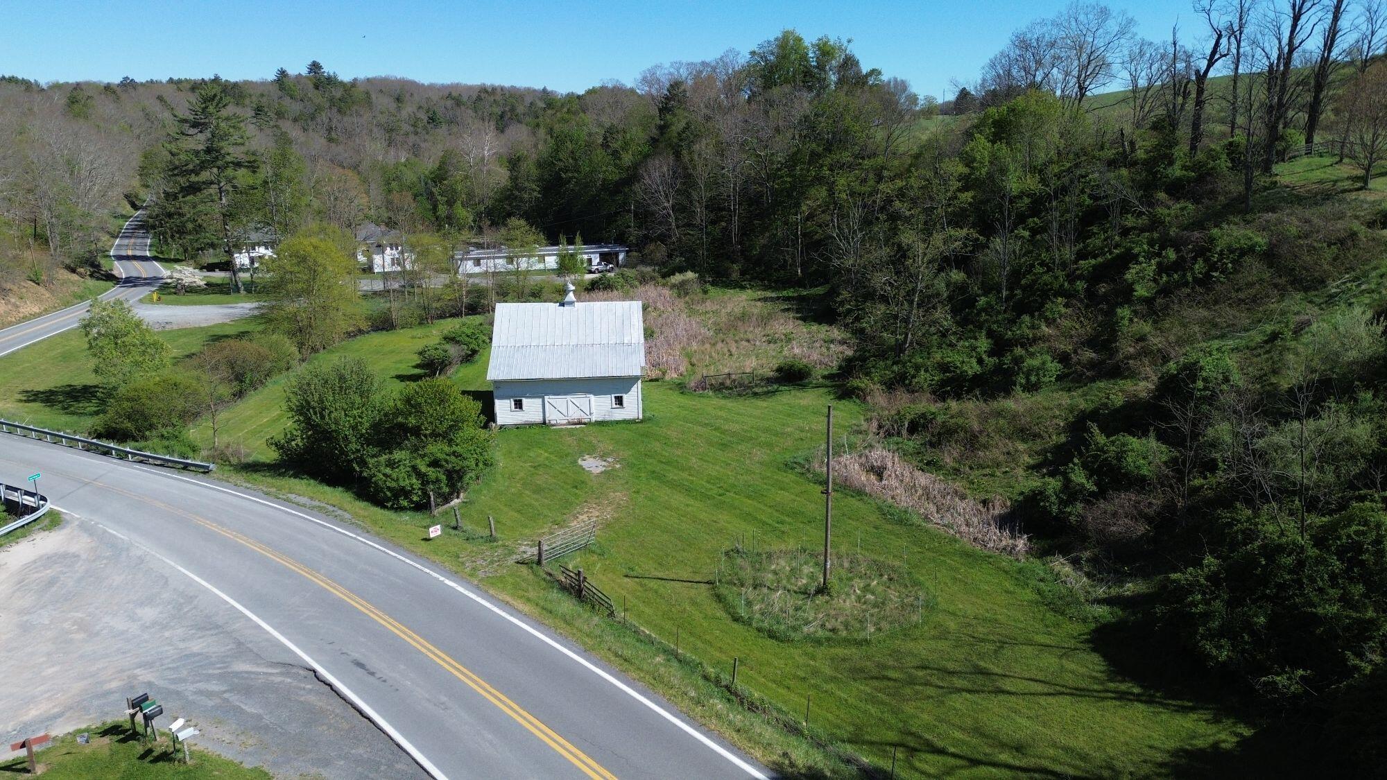 981 Woodrow Road Marlinton, WV 24954 - Photo 5 of 5 Gallery Image 5