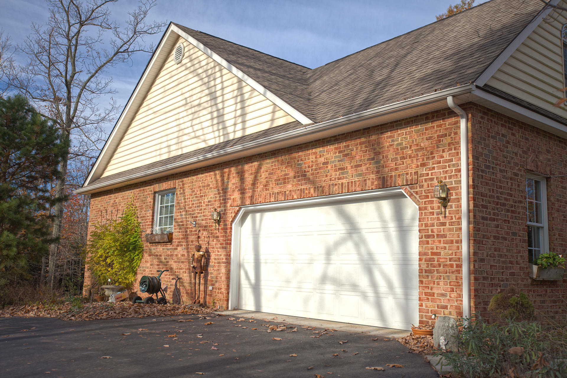 105 Cobblestone Drive Blue Ridge, VA 24064 - Photo 18 of 28 Garage