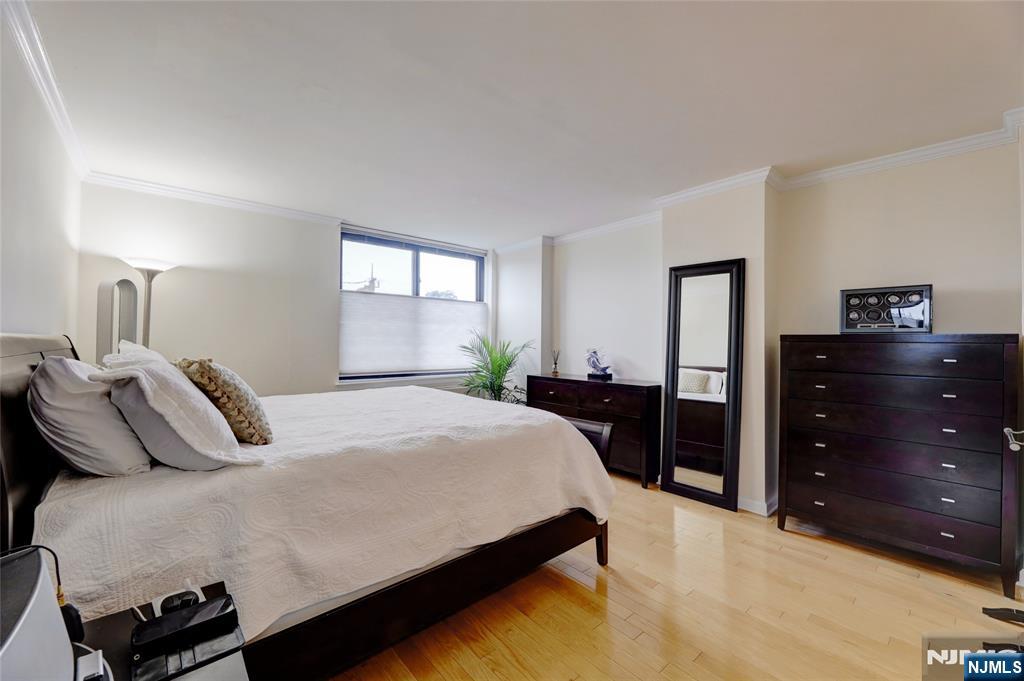 700 Grove Street, Unit 3Q Jersey City, NJ 07310 - Photo 16 of 34