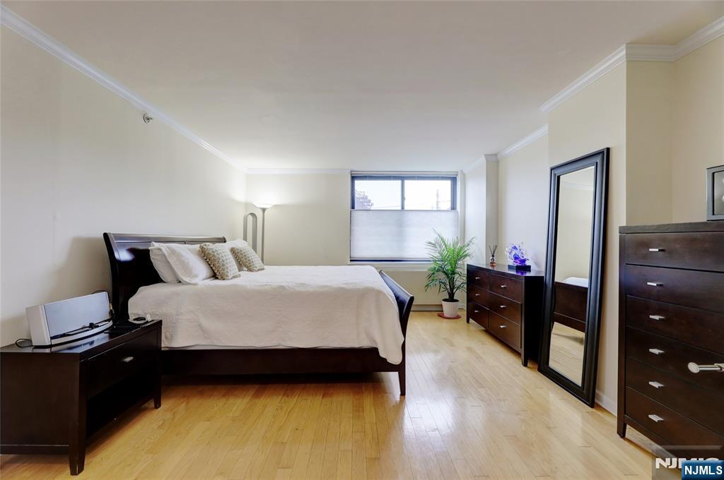 700 Grove Street, Unit 3Q Jersey City, NJ 07310 - Photo 17 of 34