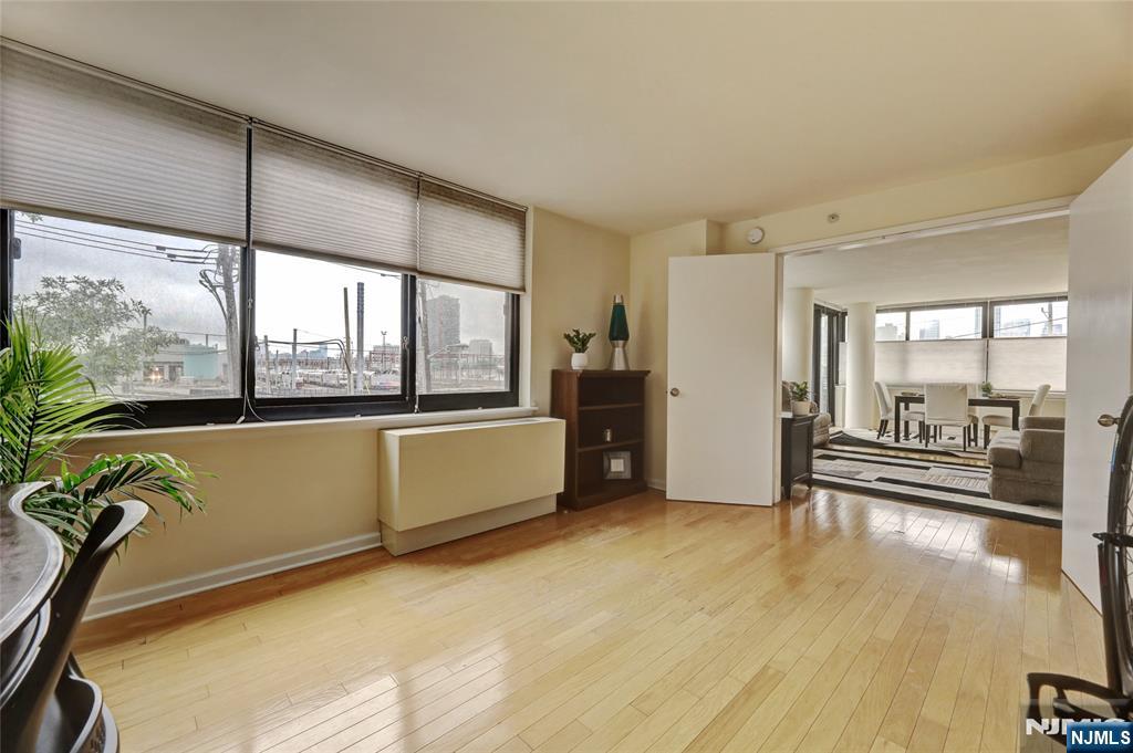 700 Grove Street, Unit 3Q Jersey City, NJ 07310 - Photo 24 of 34