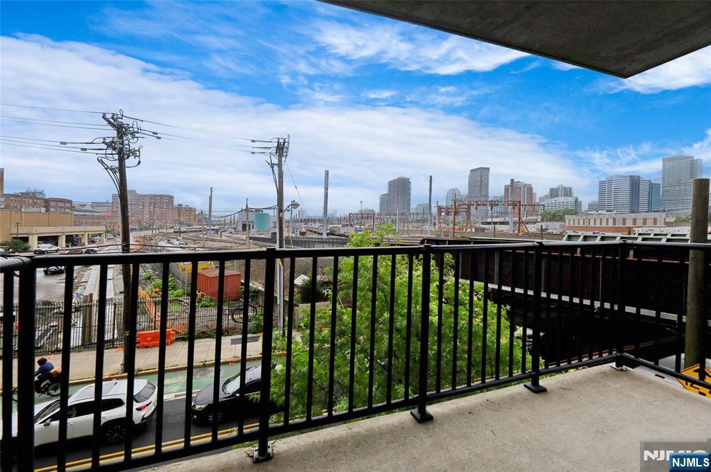700 Grove Street, Unit 3Q Jersey City, NJ 07310 - Photo 29 of 34