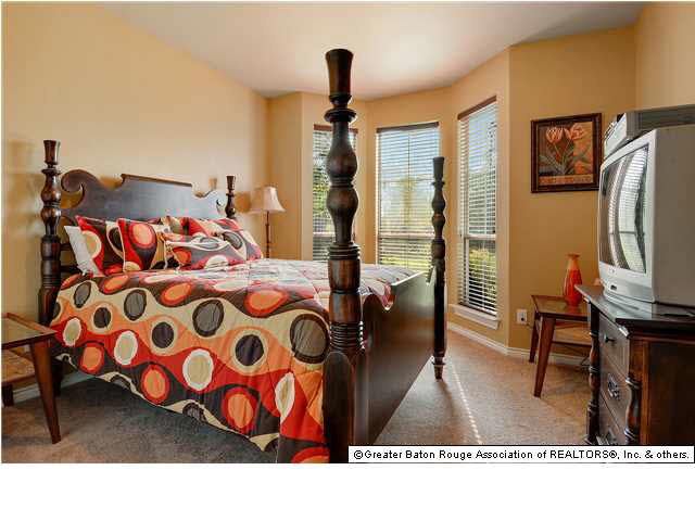 2041 Hunters Ridge Drive Baton Rouge, LA 70816 - Photo 7 of 10 Gallery Image 7