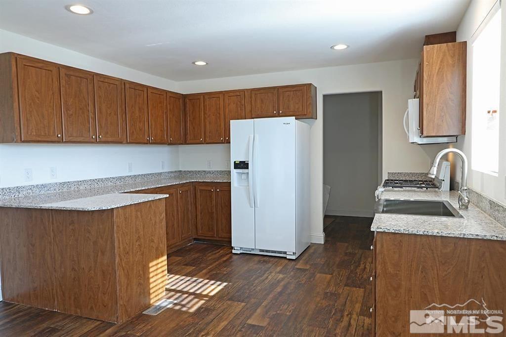 213 Mason Road Fernley, NV 89408 - Photo 11 of 17 Photo 11