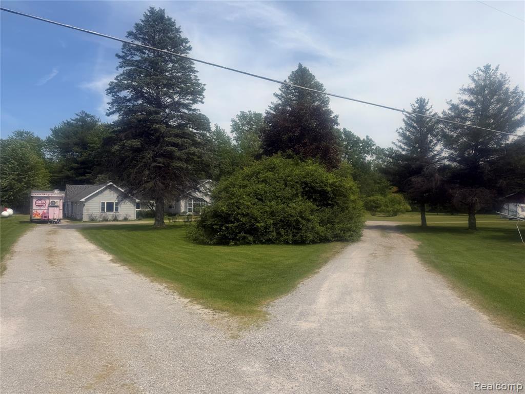 5716 Falkenbury Road North Branch, MI 48461 - Photo 2 of 51