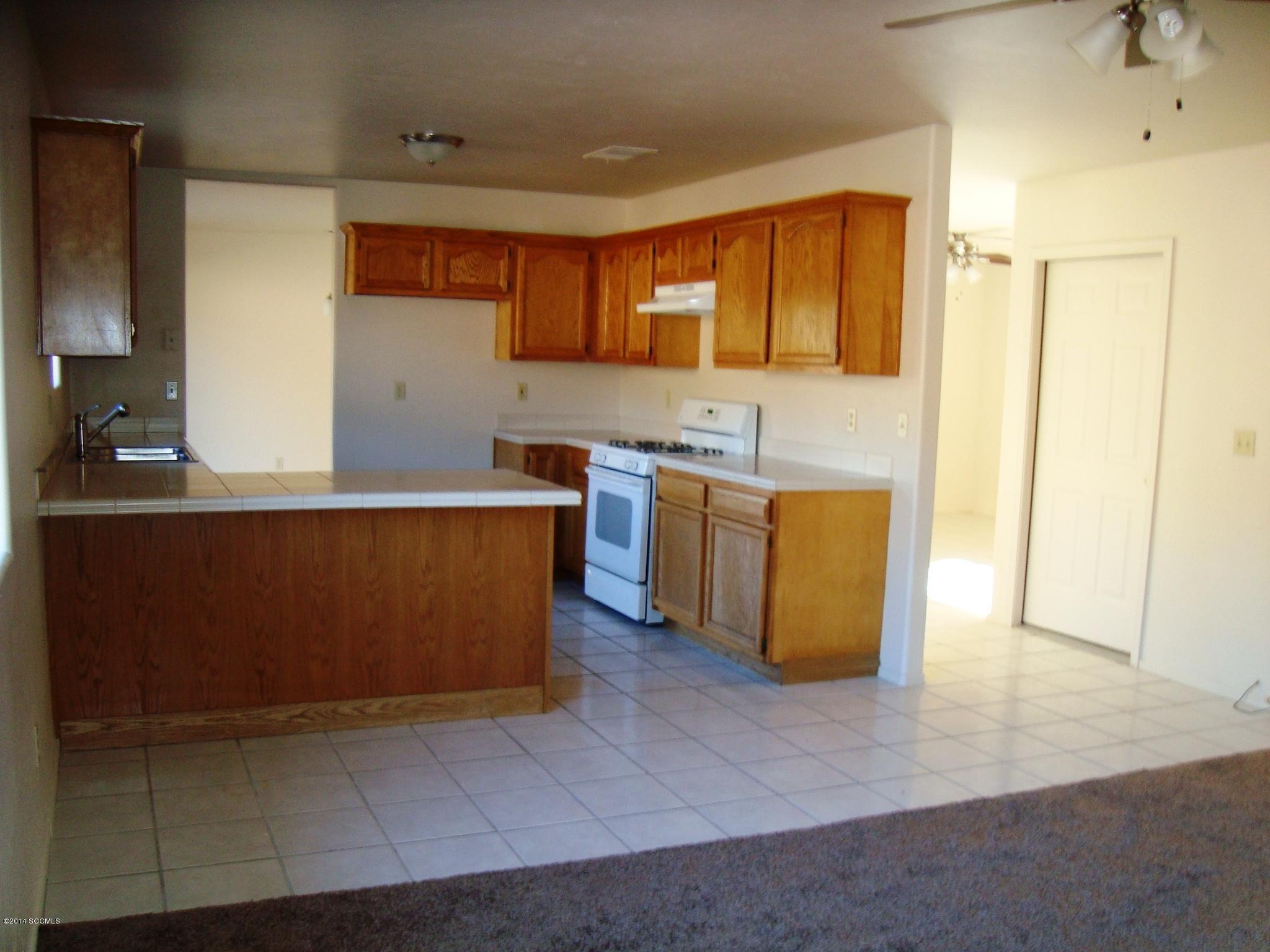 917 Pendleton Drive Rio Rico, AZ 85648 - Photo 9 of 11