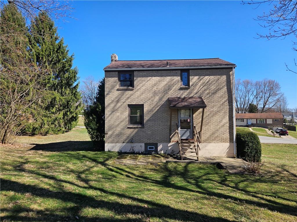 119 Springhouse Drive Butler, PA 16001 - Photo 2 of 33 Gallery Image 2