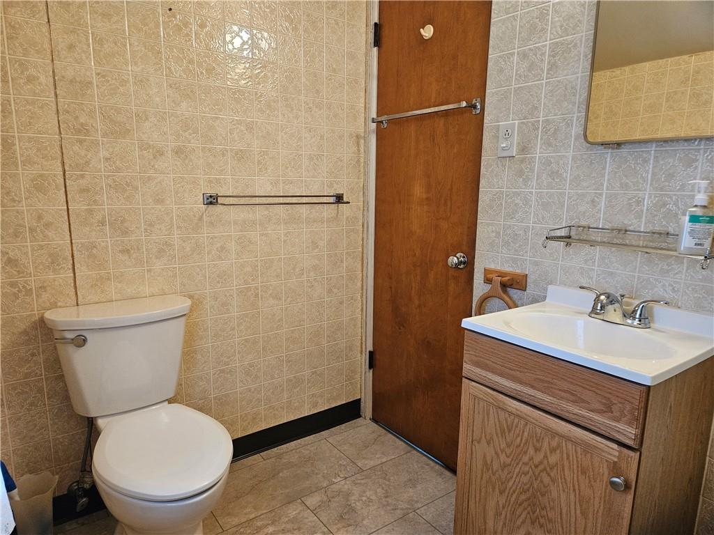 119 Springhouse Drive Butler, PA 16001 - Photo 25 of 33