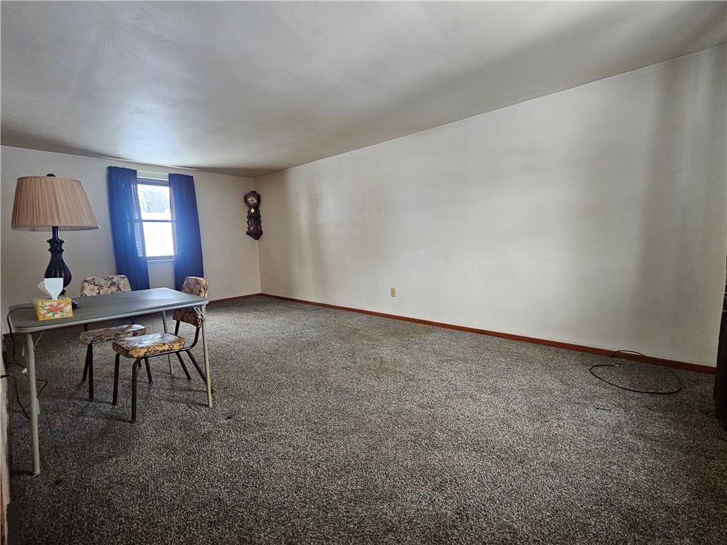 119 Springhouse Drive Butler, PA 16001 - Photo 5 of 33