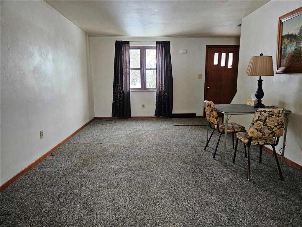 119 Springhouse Drive Butler, PA 16001 - Photo 8 of 33