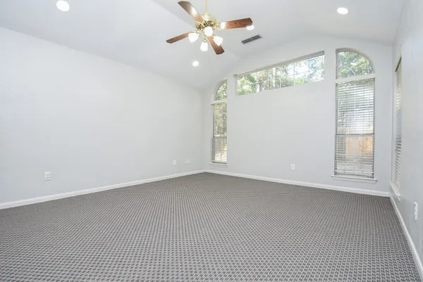 $2,595 | 202 West Sterling Pond Circle, The Woodlands, TX 77382