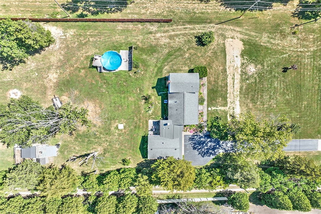 3320 Welles Street Decatur, IL 62521 - Photo 7 of 36