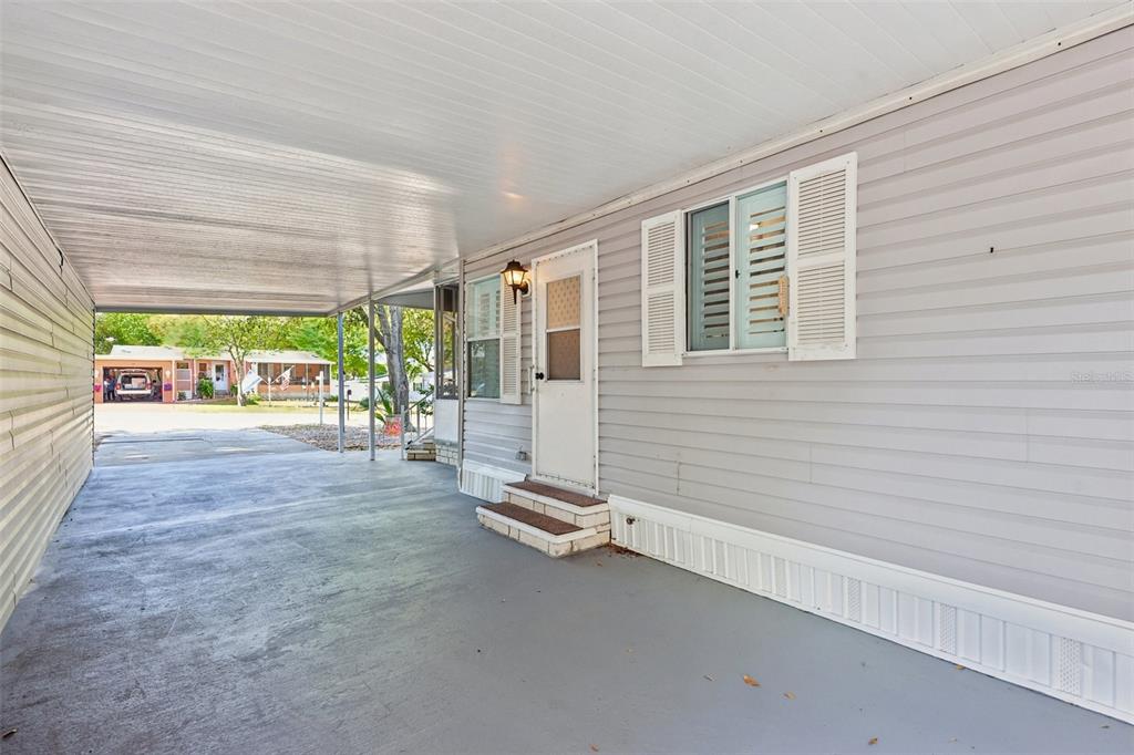 39 Maplehurst Avenue DeBary, FL 32713 - Photo 6 of 34