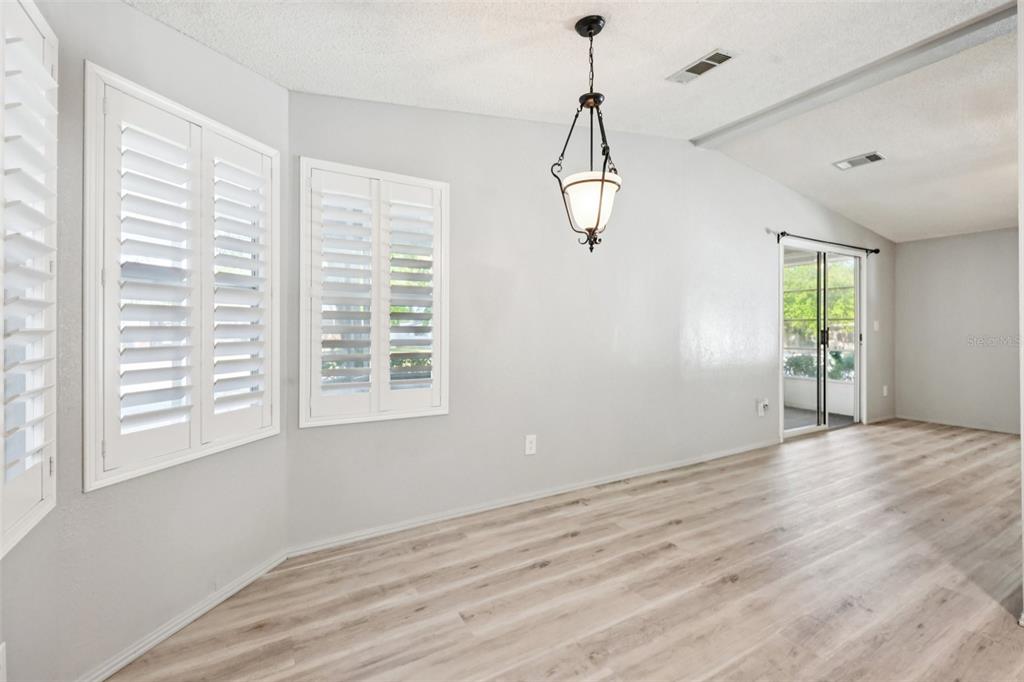 39 Maplehurst Avenue DeBary, FL 32713 - Photo 10 of 34