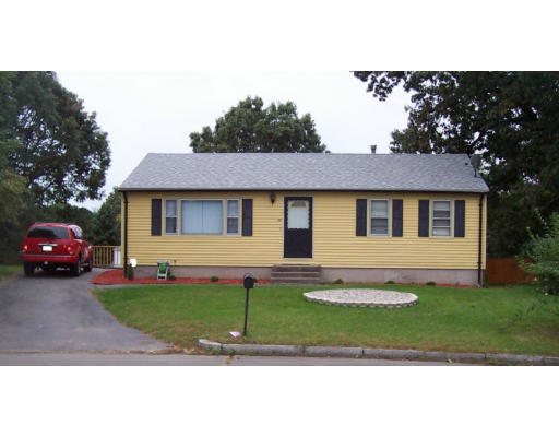 34 West Hill Road Springfield, MA 01109 - Photo 1 of 5