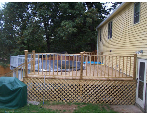 34 West Hill Road Springfield, MA 01109 - Photo 2 of 5