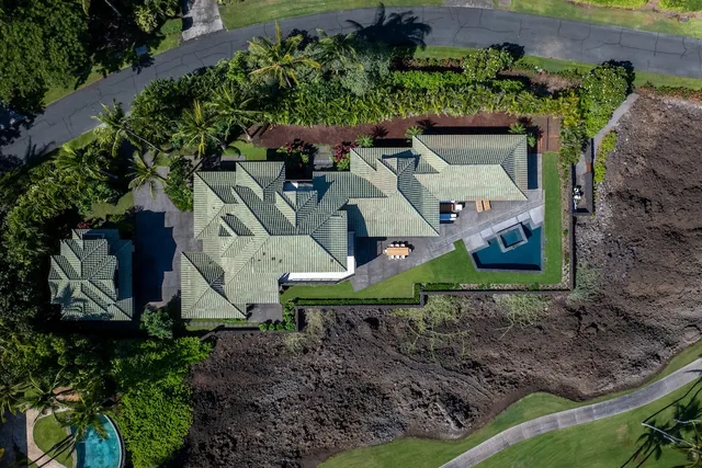 $7,300,000 | 68-1051 Honokaope Place, Kamuela, HI 96743