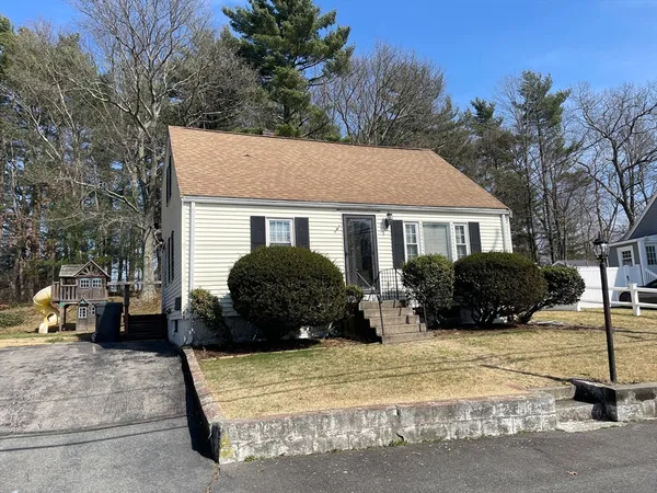 $399,900 | 12 Hendricks Street, Avon, MA 02322