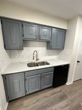 $2,350 | 10378 Briar Forest Drive, Unit 32/5, Houston, TX 77042